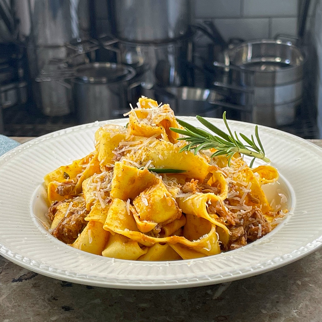 Italiensk kalveragout med pasta